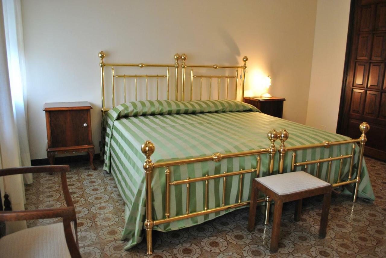 B&B Le Coccinelle Torre Bormida Buitenkant foto