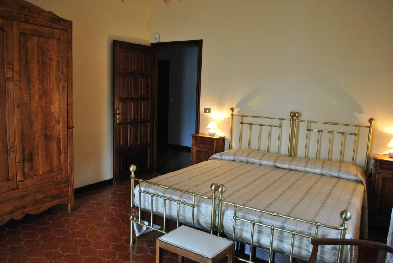 B&B Le Coccinelle Torre Bormida Buitenkant foto