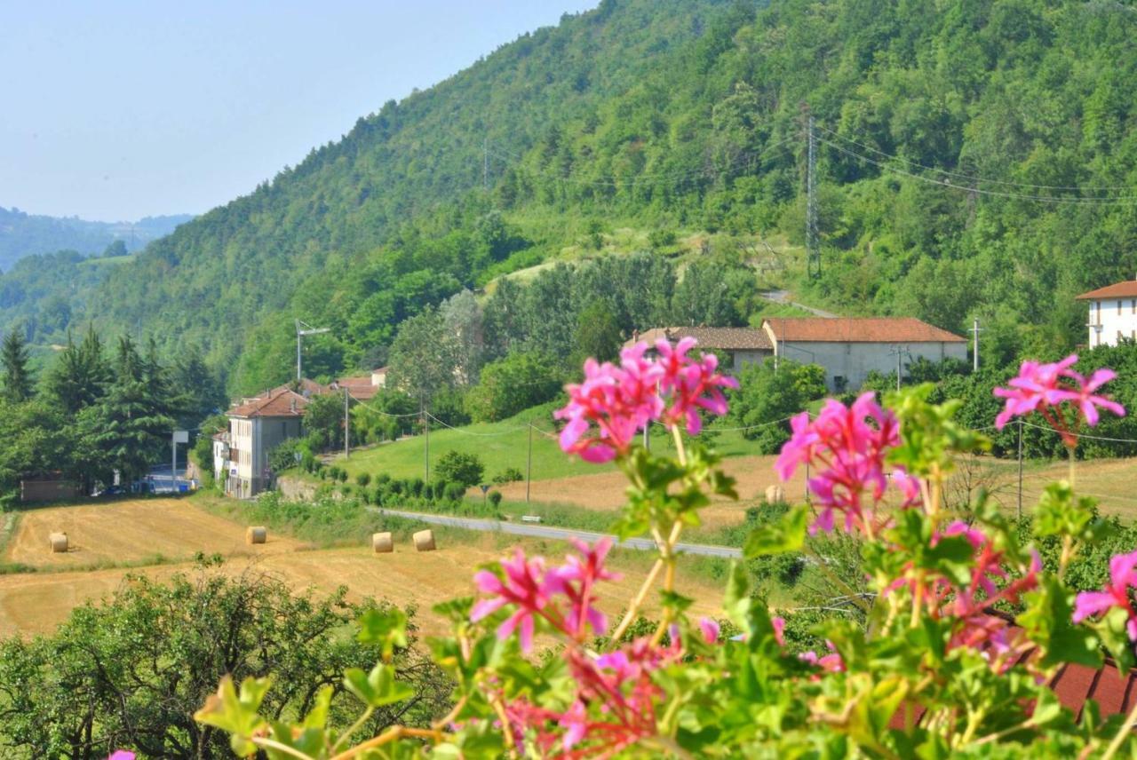 B&B Le Coccinelle Torre Bormida Buitenkant foto