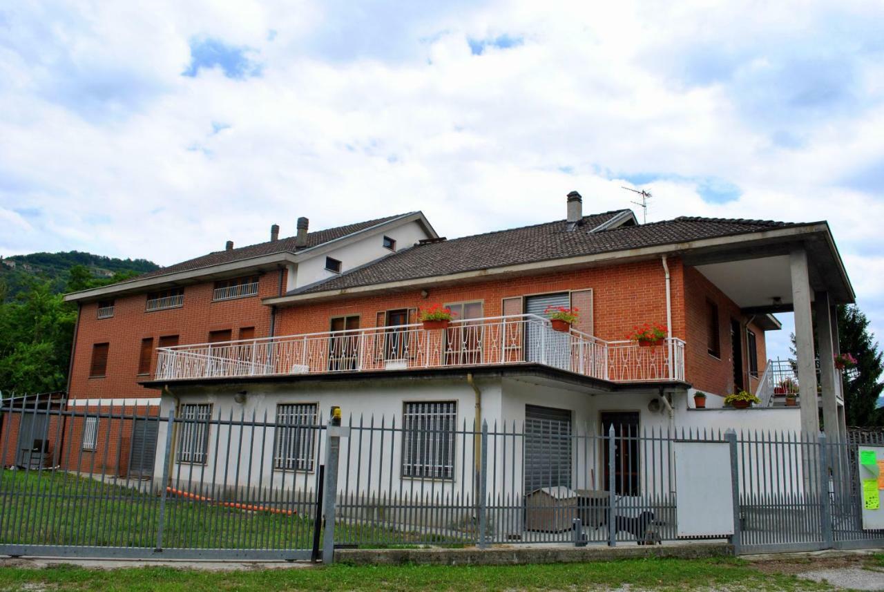B&B Le Coccinelle Torre Bormida Buitenkant foto